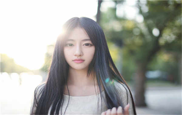 正蓝孕早期去验血(孕早期去验血要空腹吗)